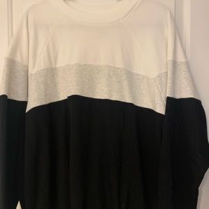 American Eagle sweatshirt